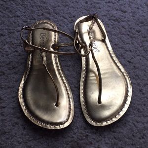 Bernardo sandals in gold, size 7M